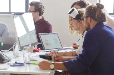 コロナ禍でも海外から最先端の学びを。 京都・太秦でAR/VR開発者育成の基礎短期コース 8/3に開始