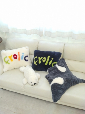 ロゴ入りピロークッション＆まんた＆あざらし