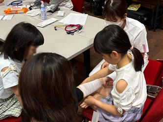 未来の医療人を育む！「子ども未来EXPO」に看護師体験ブースを出展