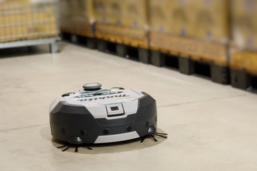 マキタ製「ロボットクリーナ RC300DZ」を月額レンタル提供開始