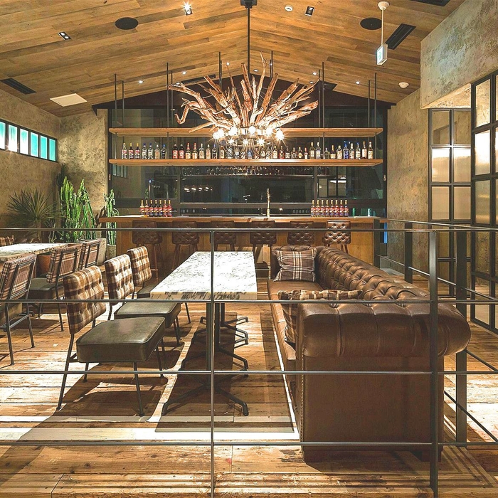 2F barカウンター