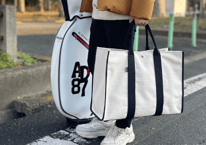 スクエアトート LL：荷物が多い方、建築の図面など大きめの書類を入れたい方にぴったり