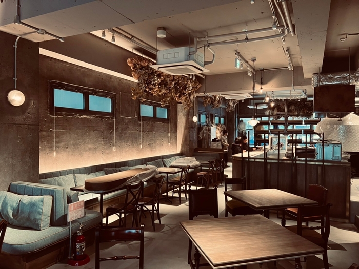 flour+water 店内空間