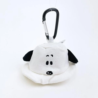 デザインが個性的なスヌーピーのポーチ3選！75周年記念デザインやバケットハット型などキーホルダーにもなるユニークなポーチ