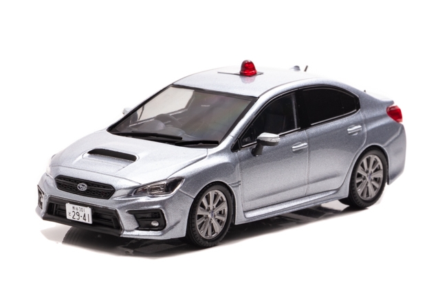 1/43 スバル WRX S4 2.0GT Eye Sight (VAG) 2019 埼玉県警察高速道路交通警察隊車両 (覆面 銀)：左前