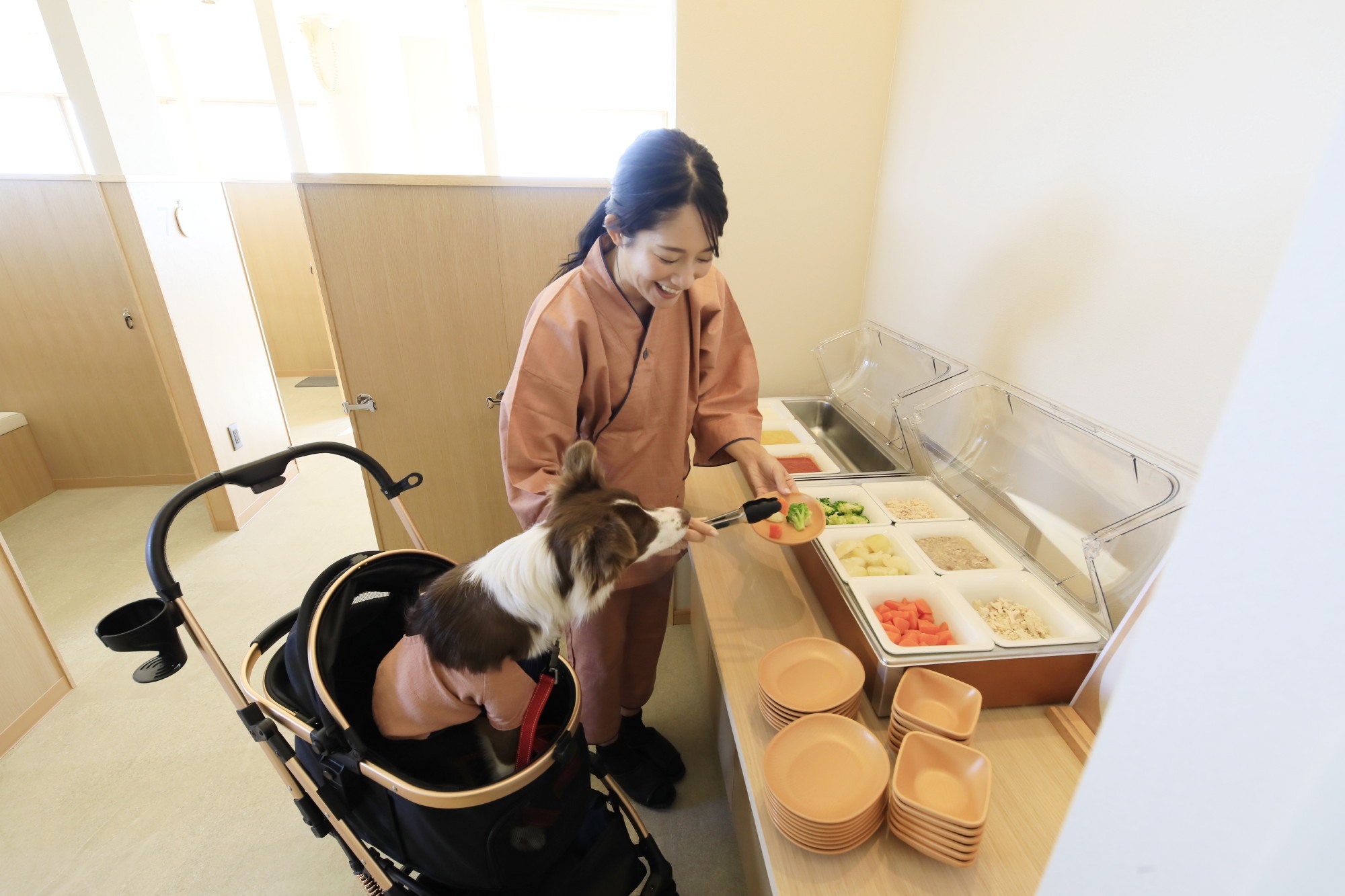 わんちゃん用ビュッフェ