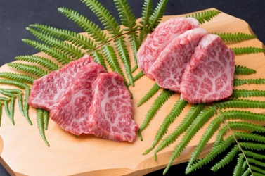 今、話題・東京和牛ショーでも注目の漢方で育てた『漢方和牛』 　「焼肉くらべこ」で 漢方和牛赤身や肉寿司も 9/25～期間限定提供！ アミノ酸1.5倍＆グルタミン酸2倍＆ヘルシー脂で 「食欲の秋」はおいしく健康カラダ作り！