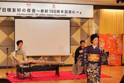 日本の伝統音楽と舞