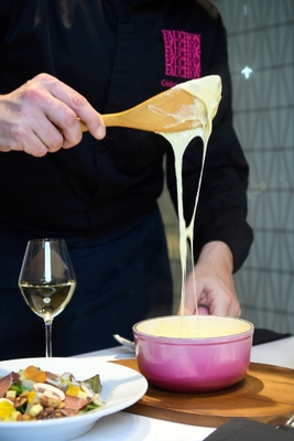 チーズフォンデュ・プロモーション『Je suis fondue de Fauchon~フォションにとろけそう』シェフ特製チーズフォンデュ