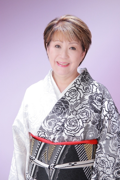 仁支川峰子さん