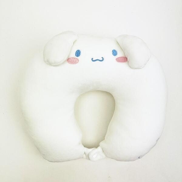 サンリオのネックピロー
