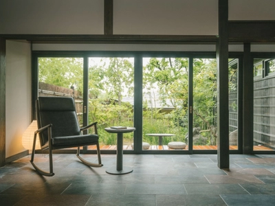 【もう一つの京都 雨情草庵】芽吹きの気配に包まれる季節、静謐の庵の「のたり旅」　ー京都府　夕日ヶ浦温泉ー