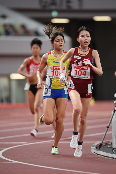 小林成美選手（右）