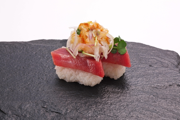 淡路島産玉葱たっぷり!厚切りかつおにぎり