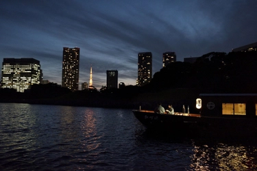 星のや東京（東京都千代田区大手町） 舟の上から冬の夜景を眺め、おでんと熱燗を楽しむ 「東京・冬夜の舟あそび」開催 期間：2018年11月1日〜2019年2月10日