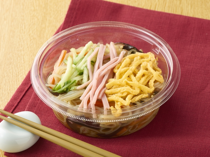 5品目の彩り中華春雨サラダ 内容量50%増量 イメージ