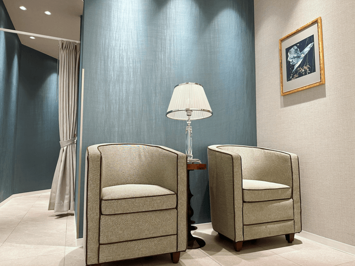 ダンディハウス 津田沼ビート店　待合スペース