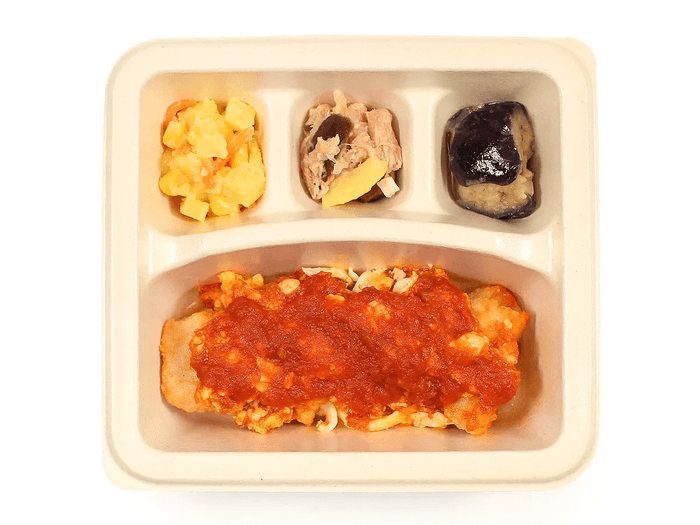 チキンのトマトチーズかけ