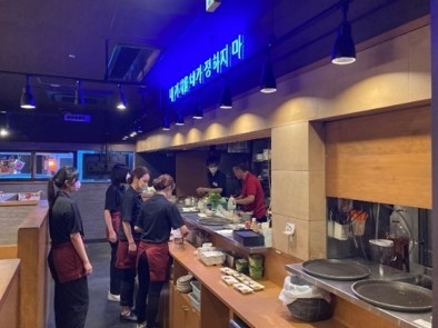 韓国食堂 韓味楽 店内(1)