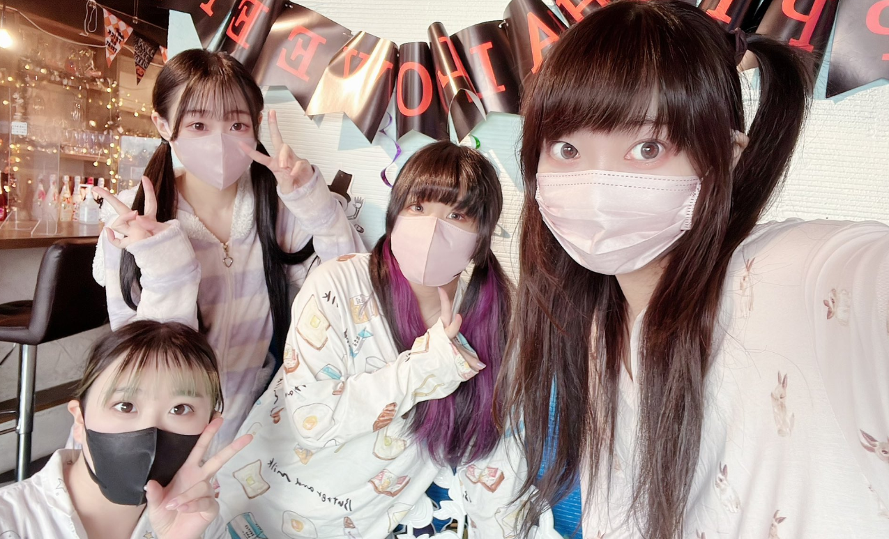 「湯島駅」徒歩0分『コンセプトカフェ・バー アイドルリゾート上野店』現役で活動するアイドルやグラドルがいる素敵なカフェ!Findビューティーで情報公開中