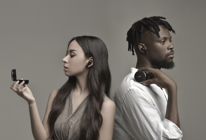 LUA 2in1 Earphone & Speaker(7)