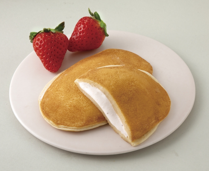 <佐賀県>EKI na CAFE もちもちのいちごクリームどらやき