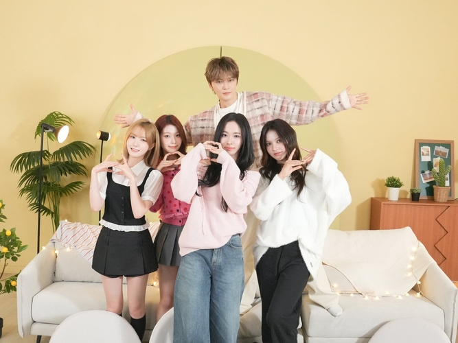 【#11】© A+E GLOBAL MEDIA KOREA