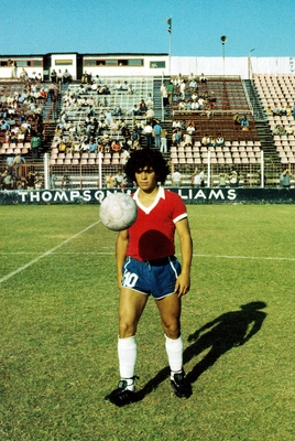 1978年17歳。アルヘンティノスのスタジアムにて(Photo by Ricardo Alfieri)