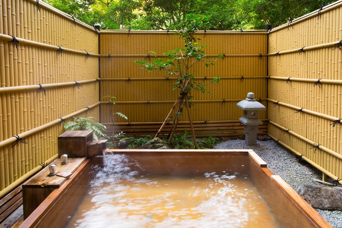 「一笑(いっしょう)」檜造り