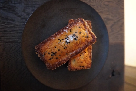 【エミリーフローゲ】秋の新作スイーツ　 ～「焼きたてフィナンシェ・ロトンヌ(芋)」発売のお知らせ～