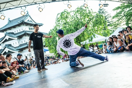 6月28日～3日間、青森県・弘前公園にてダンスイベントを開催　 「SHIROFES.2024」グッズなどのプレゼントSNS企画を実施！