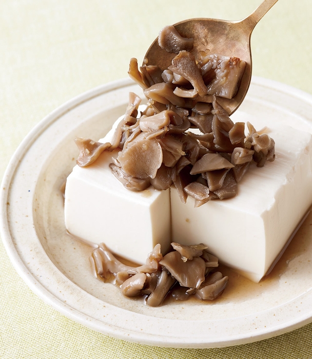 「刻み煮まいたけ」アレンジ術:温やっこにオン!