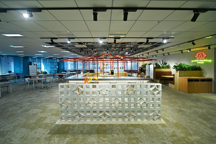 gusuku Ashibinaa OSAKA