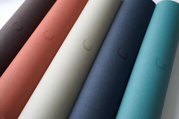 「一流の道具を、プロフェッショナルに」── 3年の開発期間を経て生まれた“一生モノのヨガマット” 「サダナ・コア 5mm」がいよいよ全国販売開始