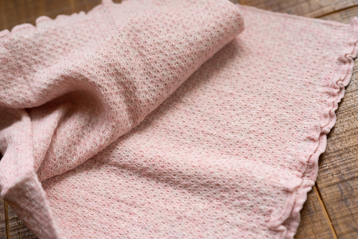 秋にちょうどいい薄手のメッシュ編み
