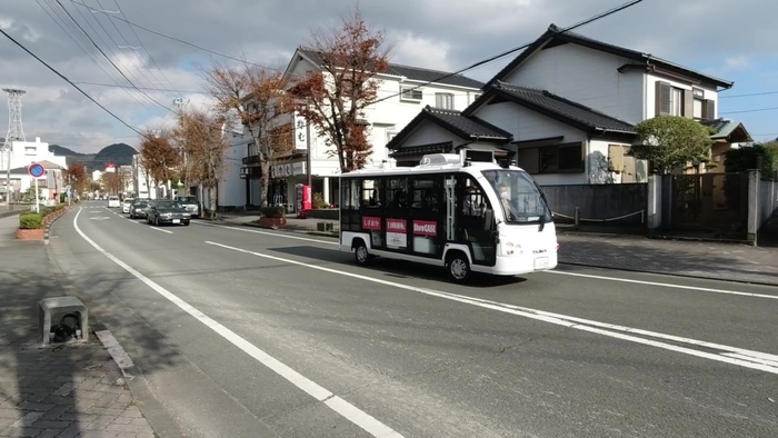 自動運転バス