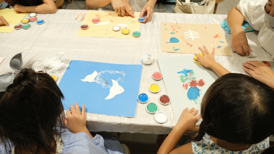 「アトリエ ミオ」体験ワークショップの様子