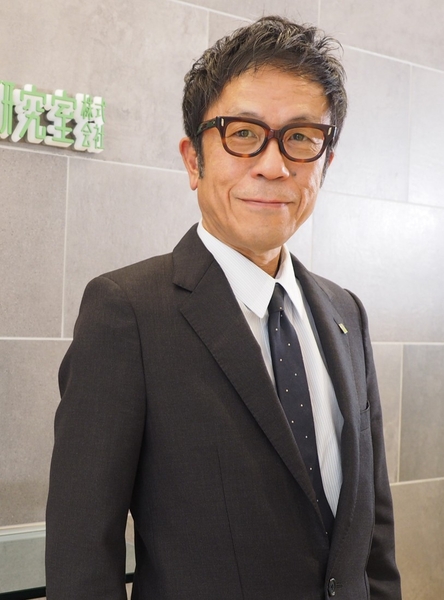 著者：山元 浩二