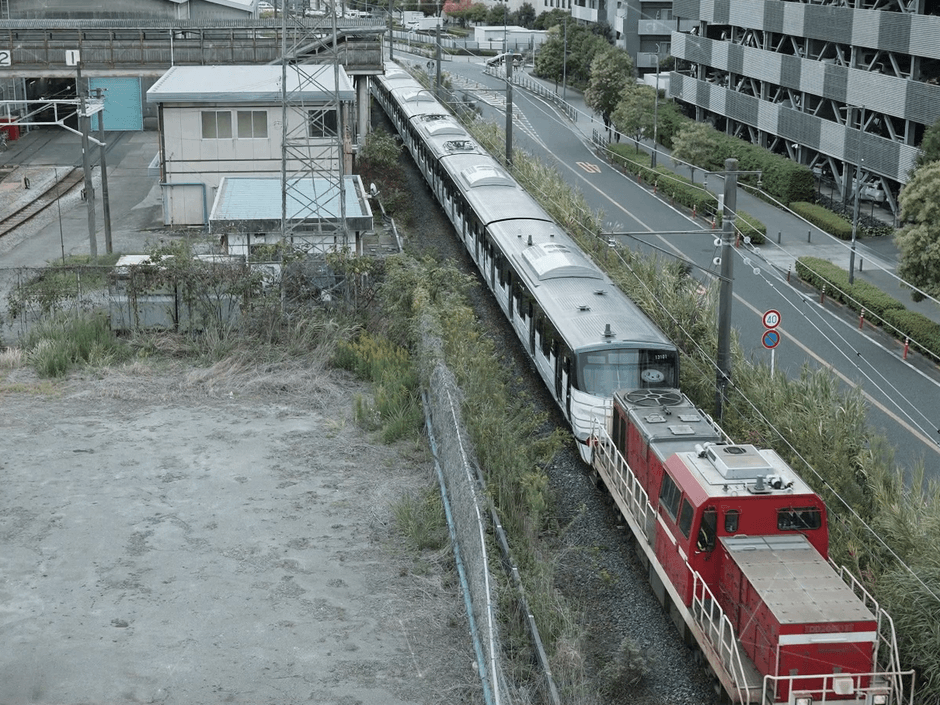 輸送の様子（新鶴見機関区付近）