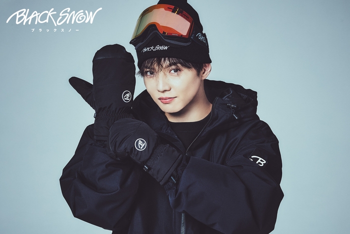 特設ページでは佐藤大樹らしさが溢れる撮影写真・動画が公開されている。