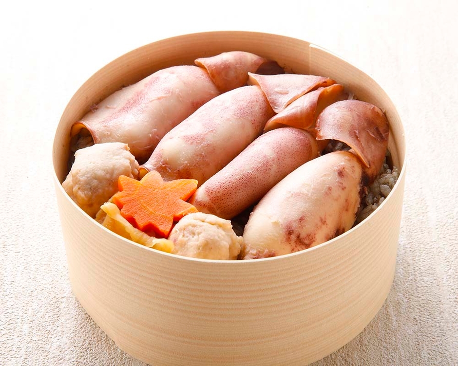 <アベ鳥取堂>「いかすみ弁当 黒めし」