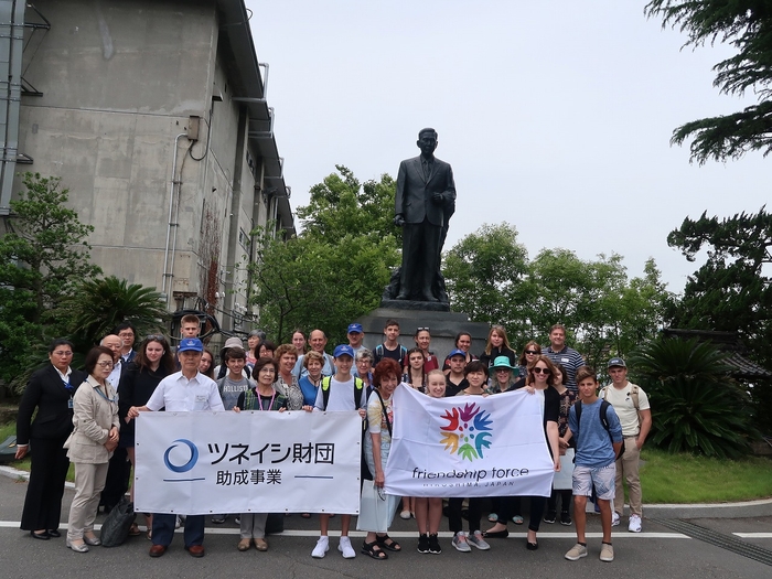 常石造船を見学