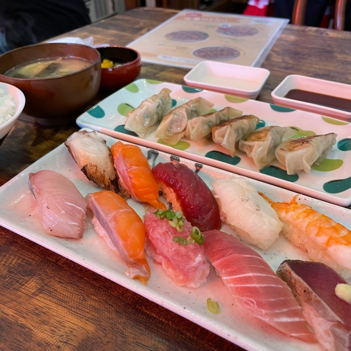 本格鮨や餃子
