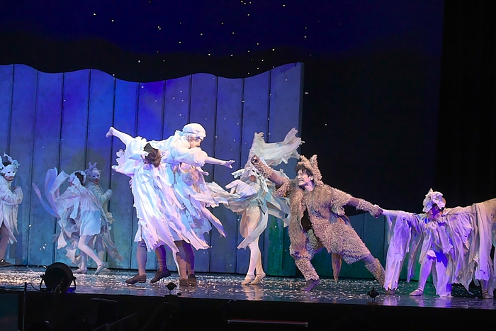 音楽劇「あらしのよるに」 撮影:青木 司