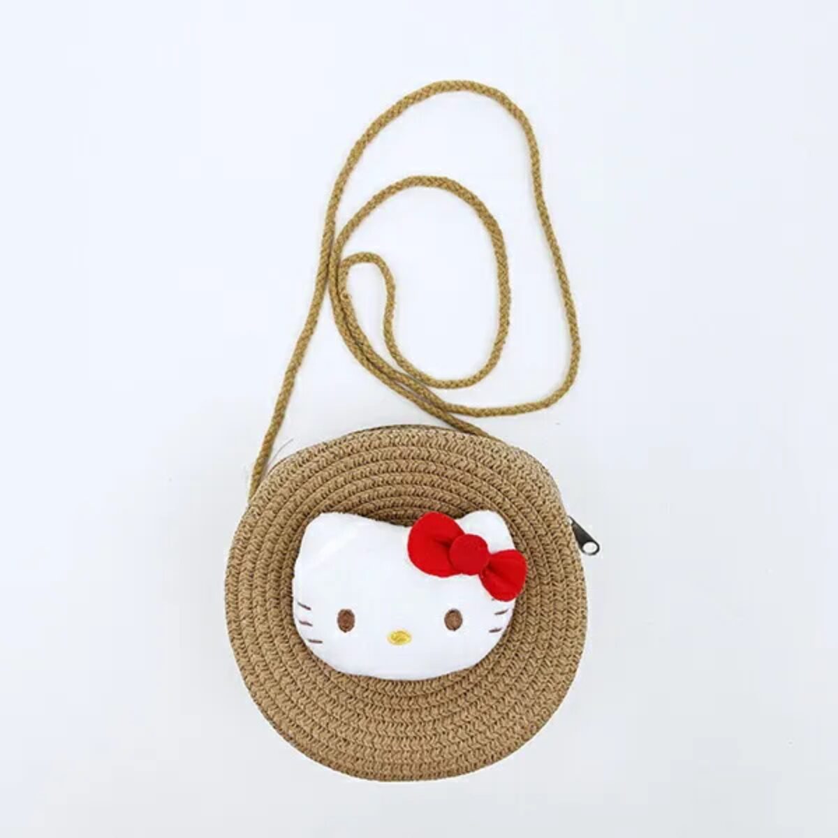 存在感大！サンリオキャラクターのかわいいフェイスぬいぐるみが付いたラウンド製ショルダーバッグをもって一緒にお出かけしませんか？