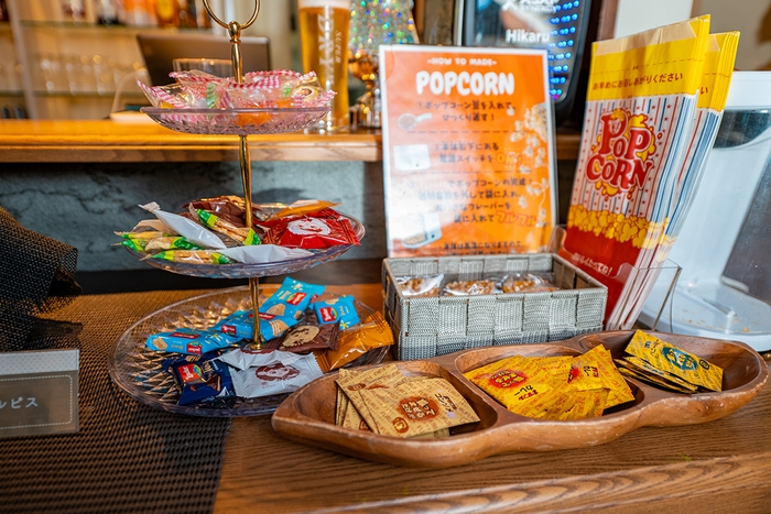 お菓子食べ放題(10のサービス)