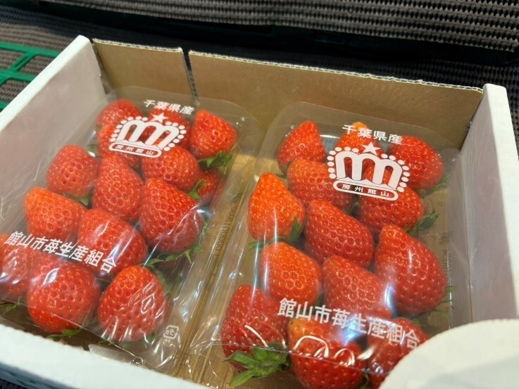 いちごの販売も実施