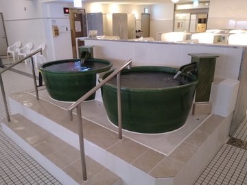 男性浴室 ゆったりすべすべの湯