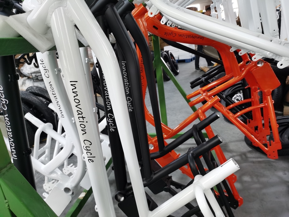 アオイトライクフレームカラー