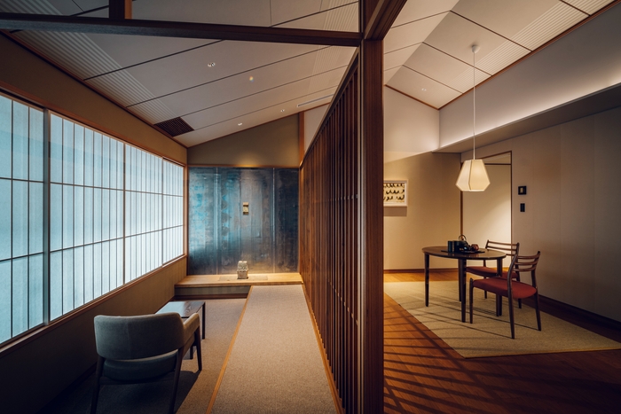 「THE HIRAMATSU 京都」客室(デラックスプレミア)